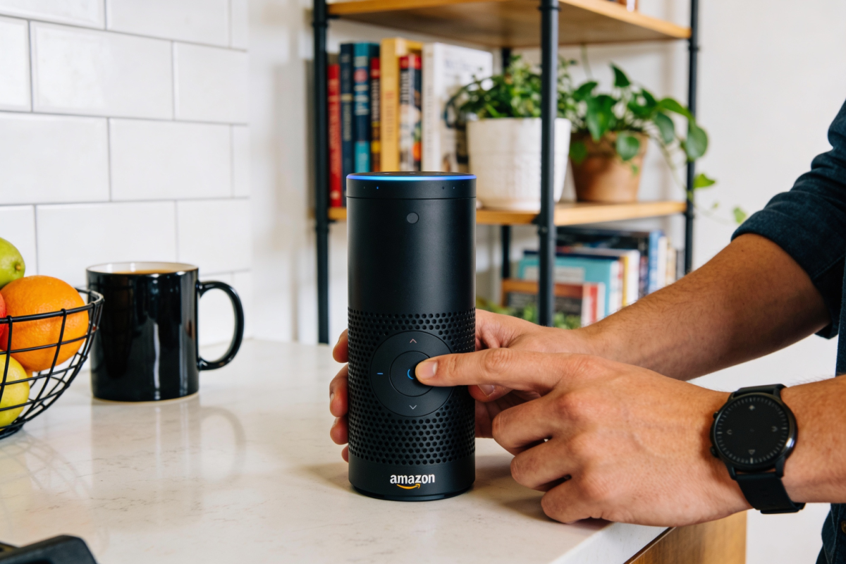 No momento, você está visualizando Alexa ficou burra? Veja como fazer a assistente da Amazon responder como IA em 2026