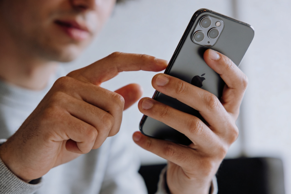 Leia mais sobre o artigo iPhone 17e vale a pena? Análise completa de economia e desempenho