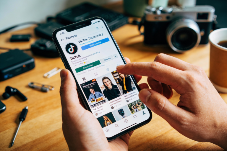 Leia mais sobre o artigo TikTok lança plano sem anúncios por R$ 25 no Reino Unido: saiba o que muda